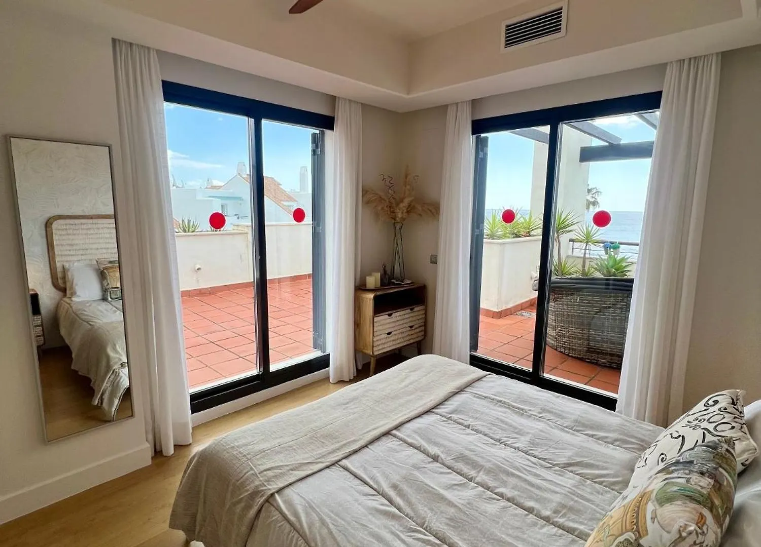 Seaview Luxury Penthouse Apartment Casares